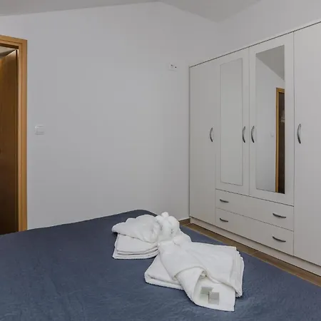 Amazing In Lägenhet Privlaka (Zadar)