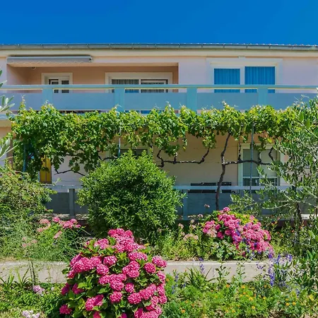 Apartment Awesome In With House Sea View *